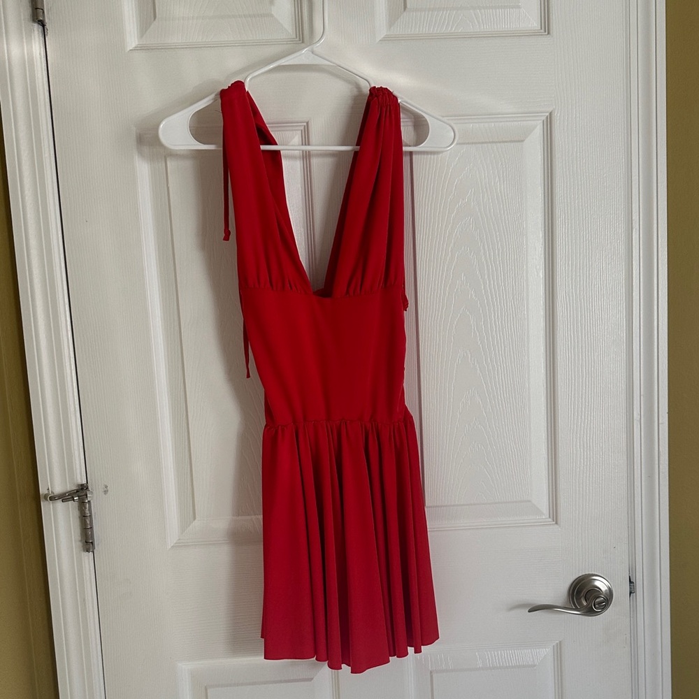 Elegant Red Sleeveless Dress